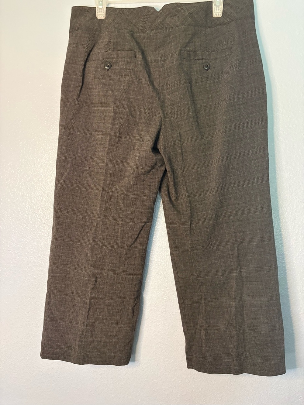 Women’s Gray Plaid Dress Pants - Cropped - Picture 3 of 3